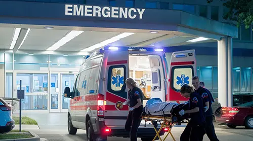 24/7 Emergency and Trauma Center